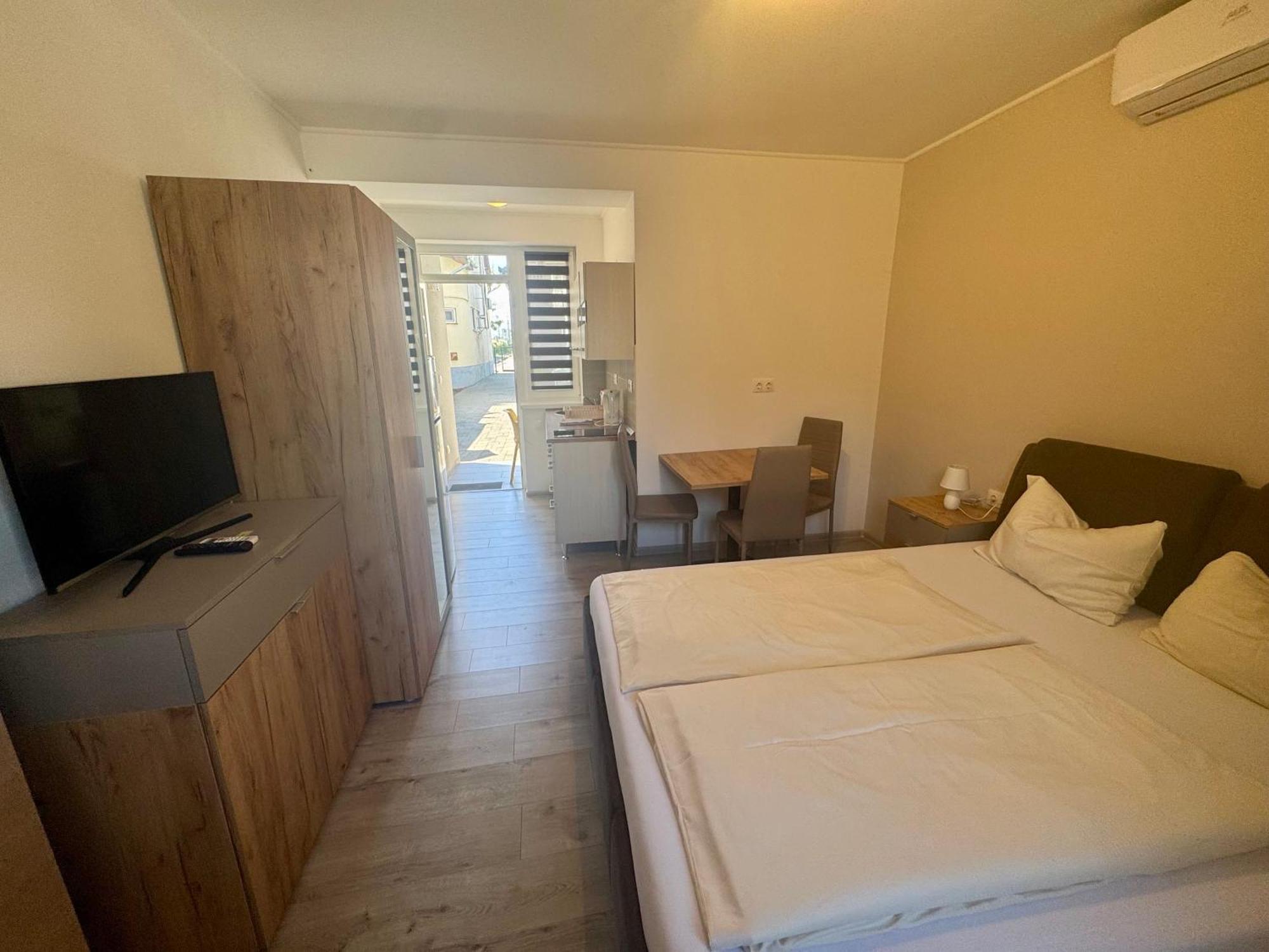 Silver Boglar Apartman Balatonboglár Exteriör bild